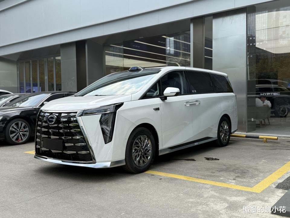 续航1200km，408匹马力！传祺向往M8进店，卖多钱合适？