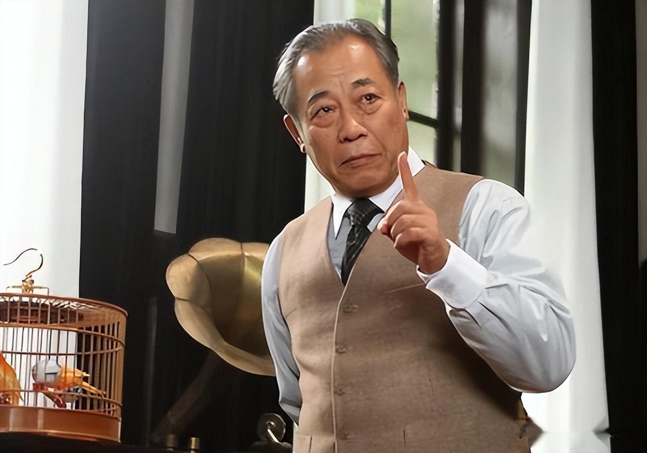 他是最干净男演员，一生零绯闻，为妻退圈12年，如今老到不敢认