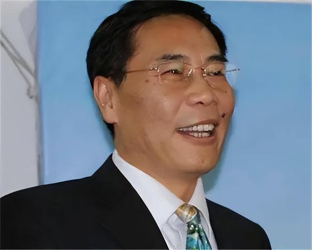 相声演员笑林:不抽烟、不喝酒,一天100个俯卧撑,59岁骤然离世