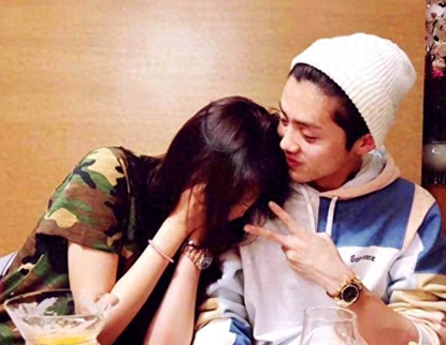 “分手”传闻8个月后，关晓彤终于发声，一句话让鹿晗颜面尽失