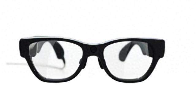 AI/AR技术持续占据主战场，五大巨头加大投入打响智能眼镜持久战