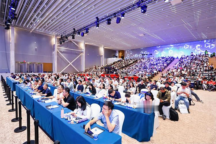 智造未來：北京2025世界機器人大會展現具身智能新時代