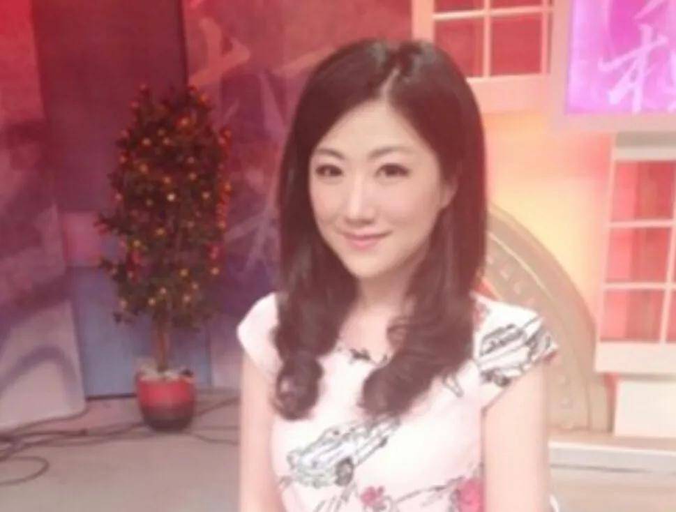 一年又过！房海燕陈蓉，倪琳戴刘菲近况曝光，各自精彩却同样从容