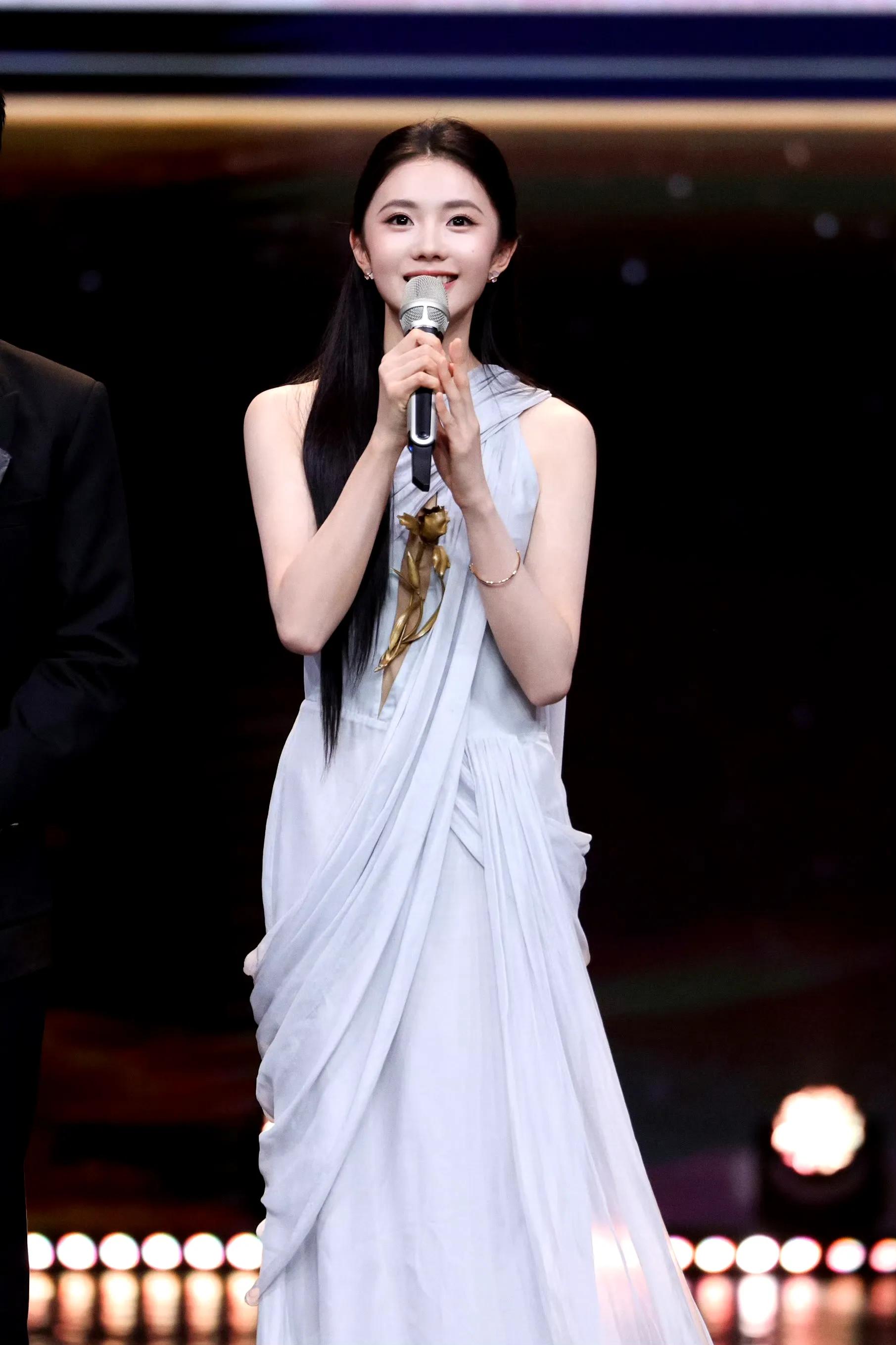 刘浩存写真美图