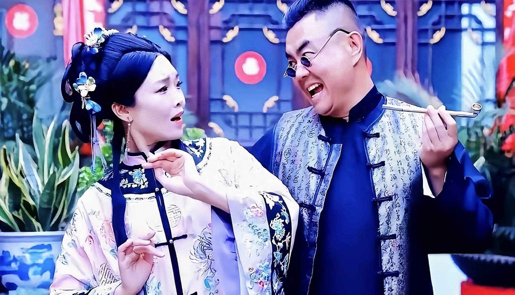 活该张伯鑫老师发发财,因为他有个好媳妇,王府井大街一站都是活