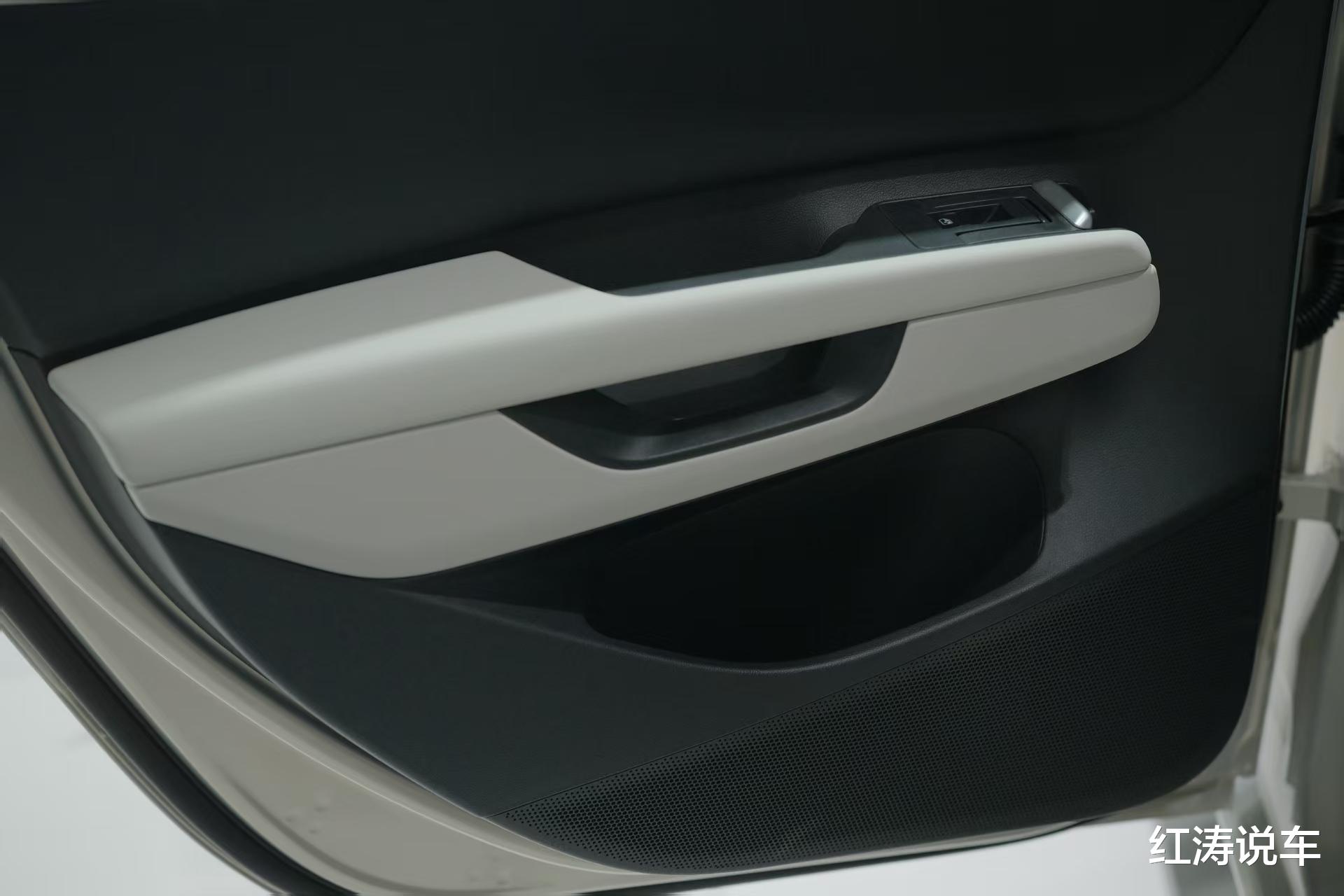 全新一代大众速腾L，外观和内饰更新，智能化升级，全系1.5T动力