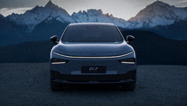 小鹏G7超级增程官宣 综合续航超1700公里 全球最长！