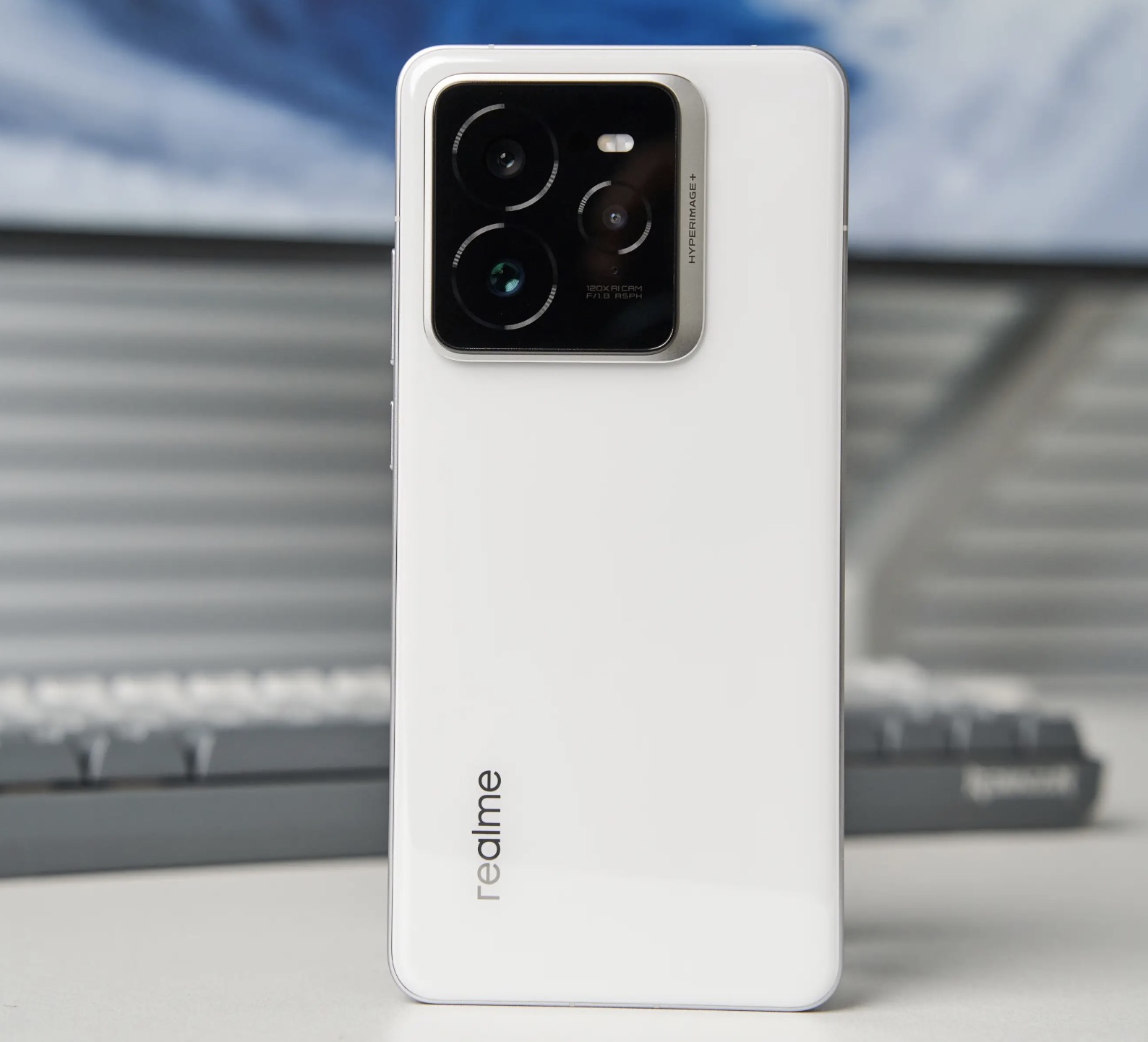 高端机市场的“搅局者”,512GB+120倍变焦+IP69,低至2737元起