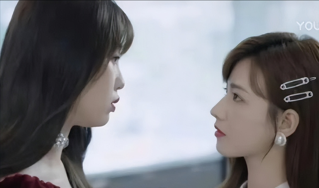 凸嘴、塌鼻梁、短下巴、面部凹陷,这6位女星的侧脸也太真实了!