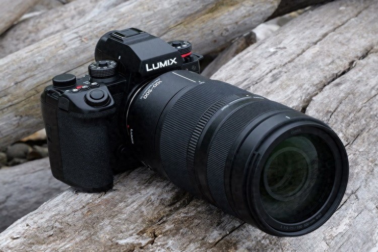 L卡口万金油长焦来了,松下100-500mm放大倍率达0.36X