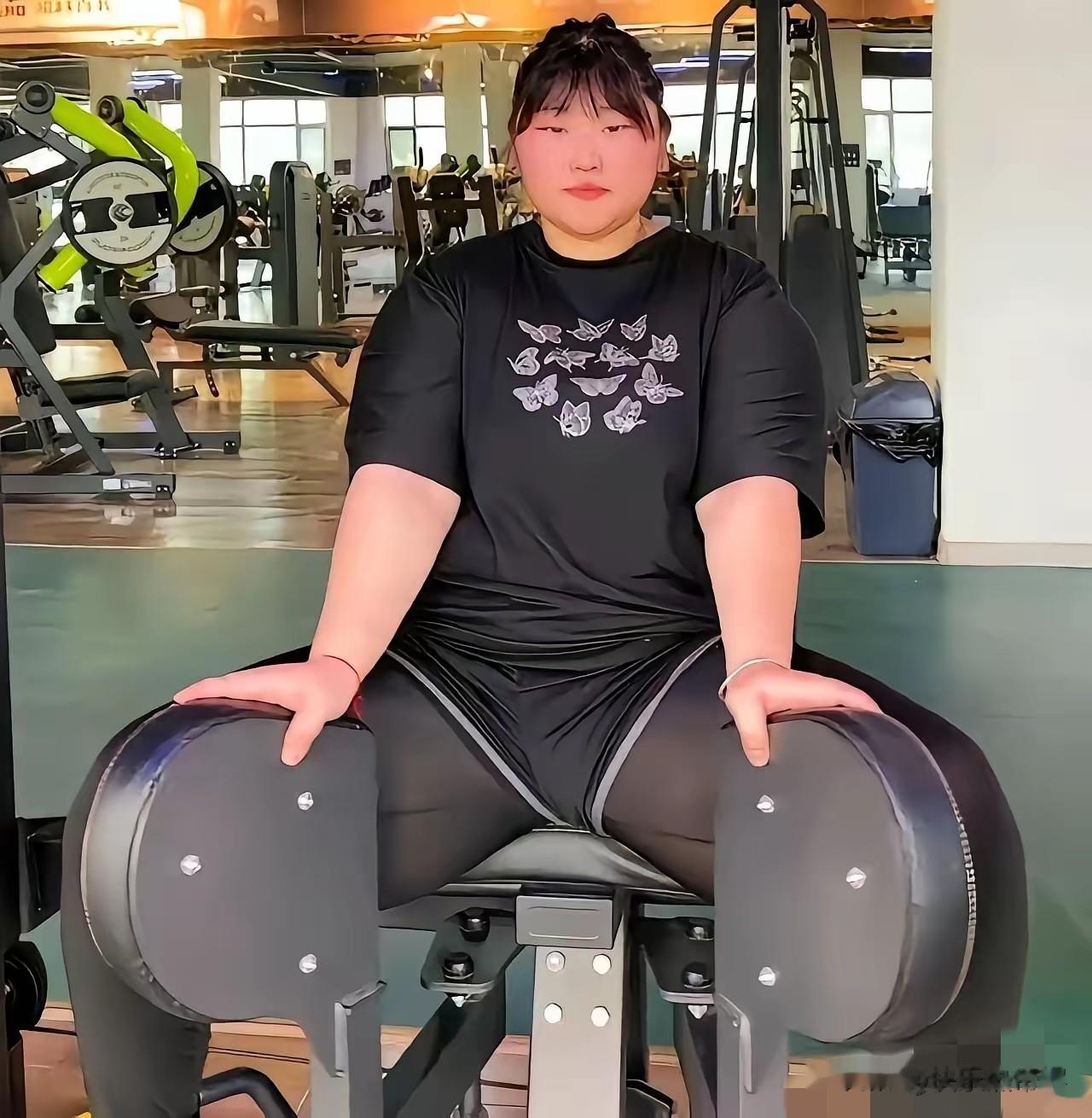 朱之文回应女儿订婚，对方是附近村民，跟女儿年纪差不多，人老实