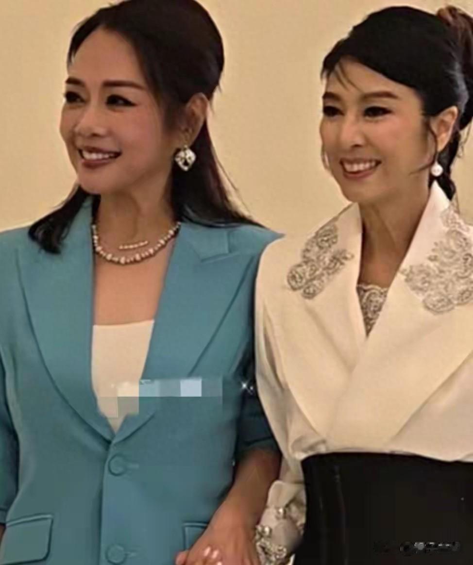 看到70岁米雪秒了54岁陈松伶，我才知道什么是：有钱难买老来俊