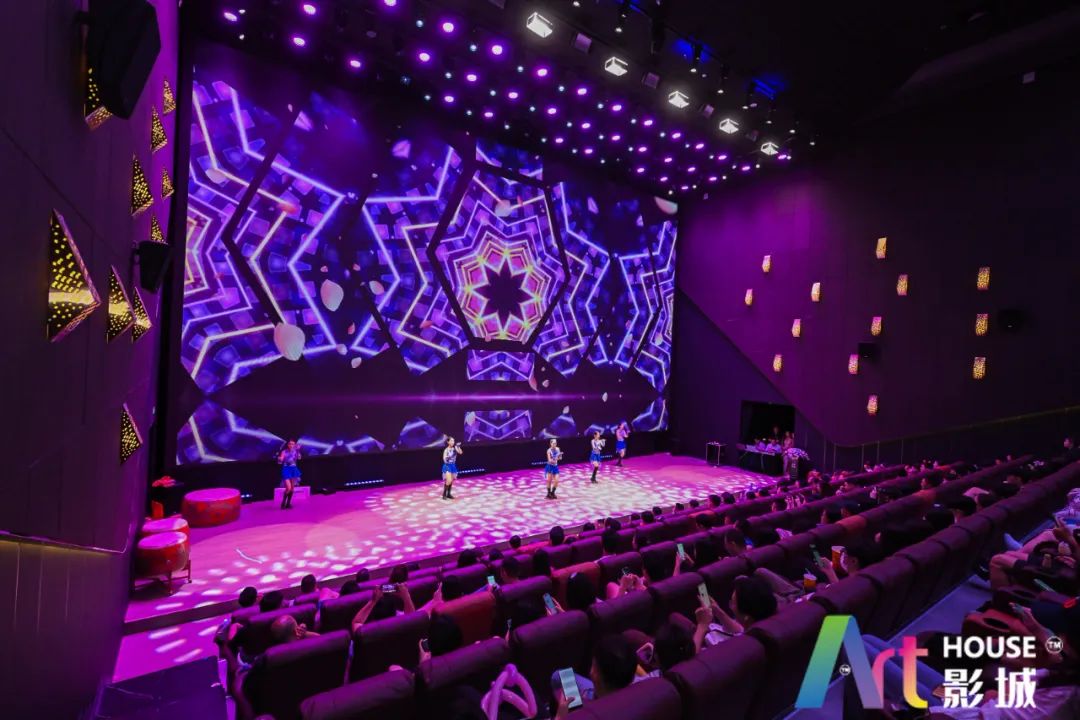 深圳首家“灯光秀+4K LED巨幕厅”,洲明UCine打造影院体验新标杆