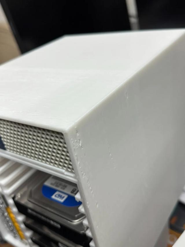 79元撿漏3.5寸6盤位NAS機箱，3D打印設計，NEC迷你主機絕佳搭配！