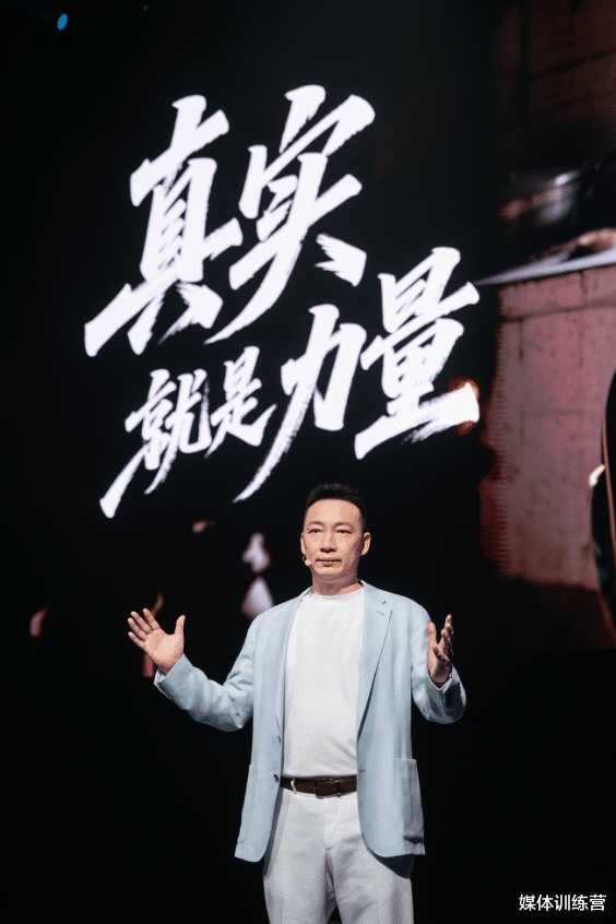 轻旗舰荣耀400系列发布,冠绝档位之作重构市场格局