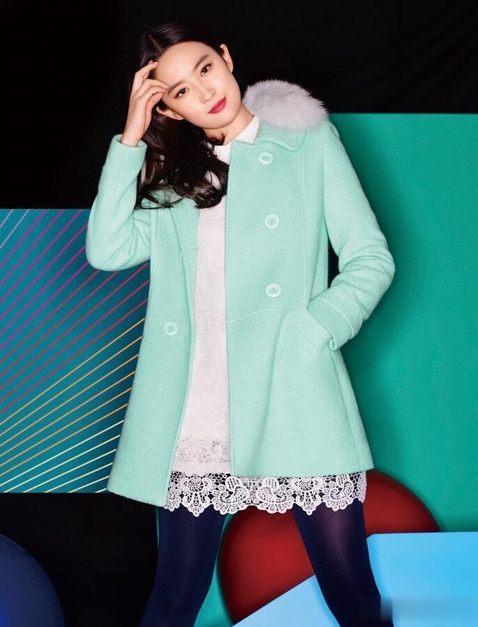 神仙姐姐刘亦菲，也有各种颜色的丝袜穿搭