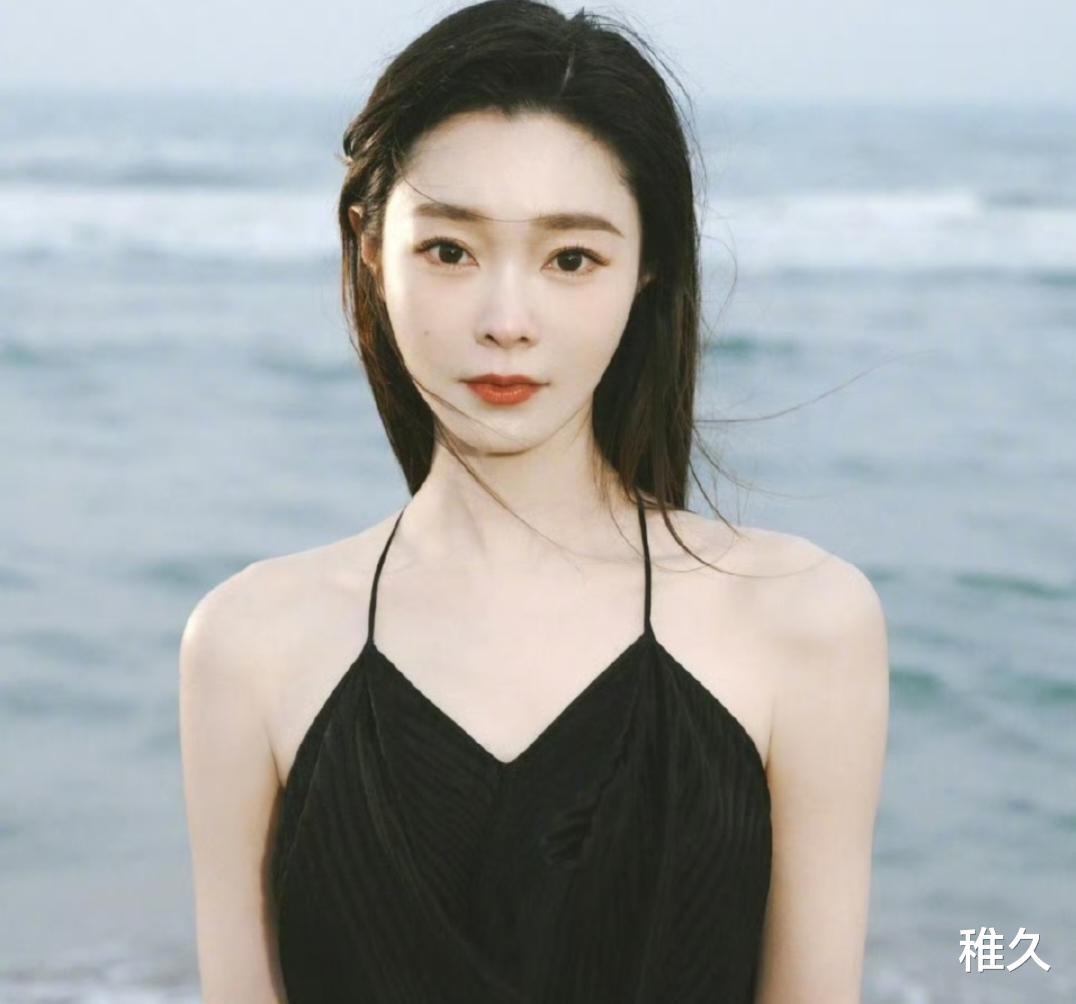 宋轶机场狂奔躲避代拍,粉丝心疼!