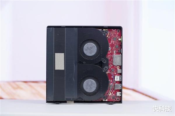 銳龍AI Max+ 395加持！極摩客EVO-X2 2025迷你機圖賞