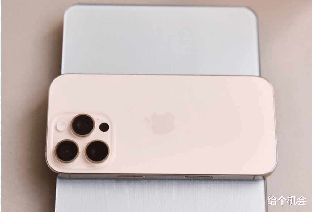 iPhone16 Pro進入“清倉期”，跌價2301元，價格“雪崩”