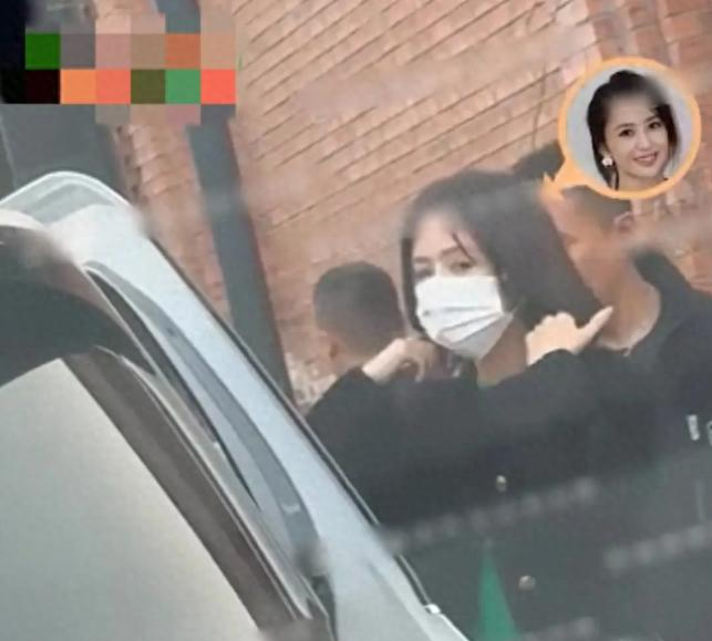 佟丽娅带9岁儿子现身陈思诚工作室,引发2人关系及合作热议