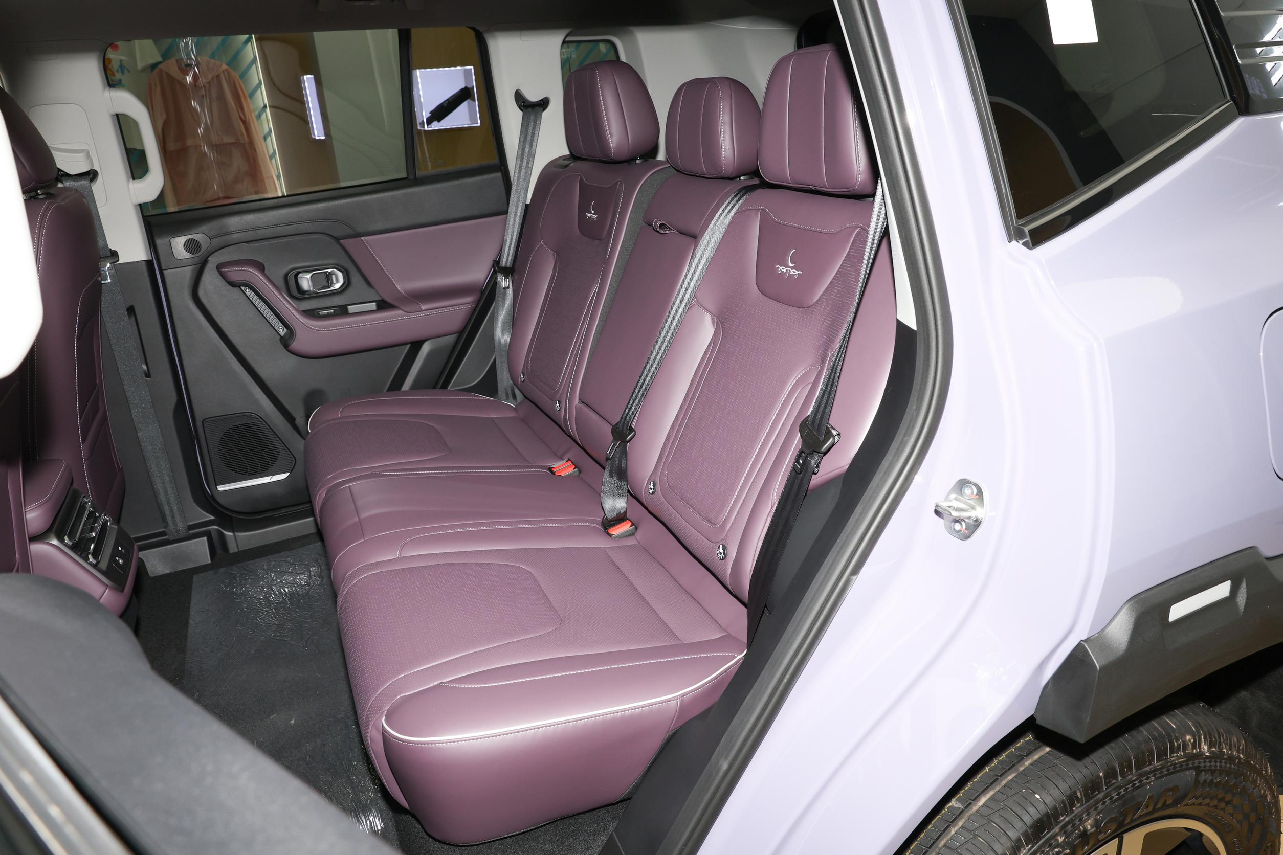 方盒子造型，2.0T+8AT，四驱带差速锁，试驾捷途自由者