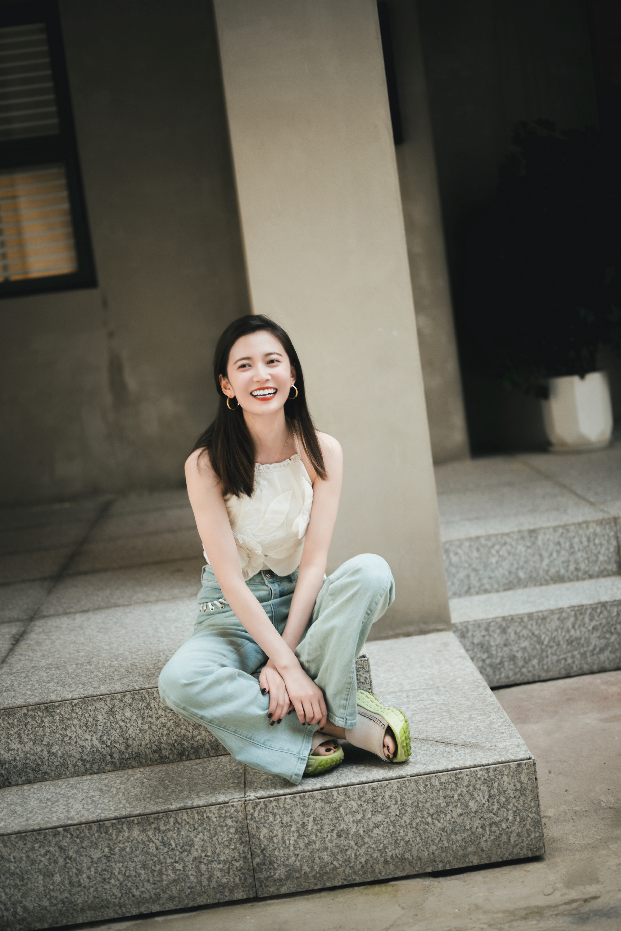 女明星，陈钰琪的美脚