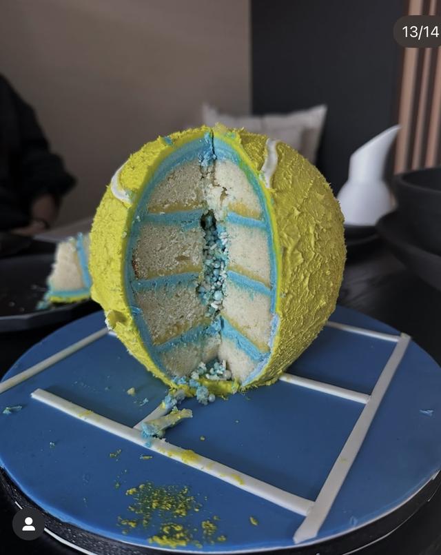 42岁谢婷婷再度怀孕，二胎怀男孩临盆在即，与小7岁男友组新家庭