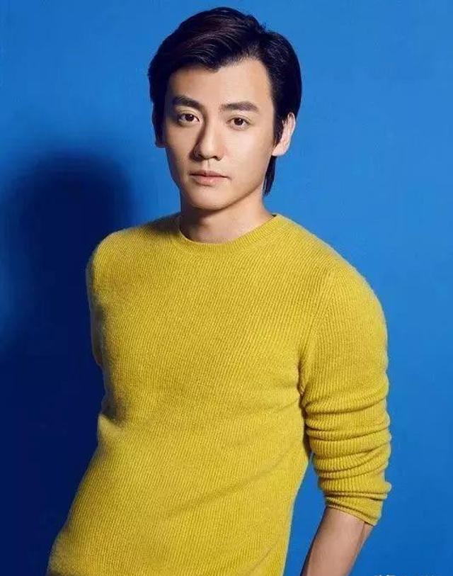 他帅到惊艳,46岁却还在相亲,出演《以法之名》被喊话:早该火了