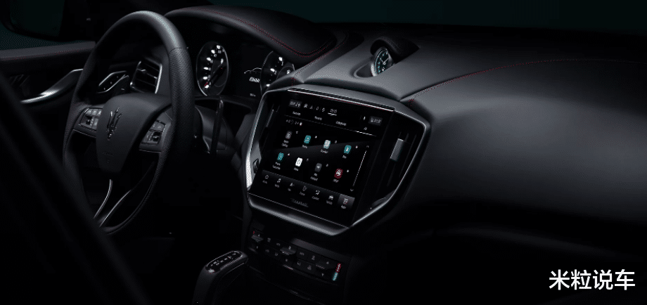 法拉利发动机，后轮偏向系统！豪车打响第一枪，便宜了40多万