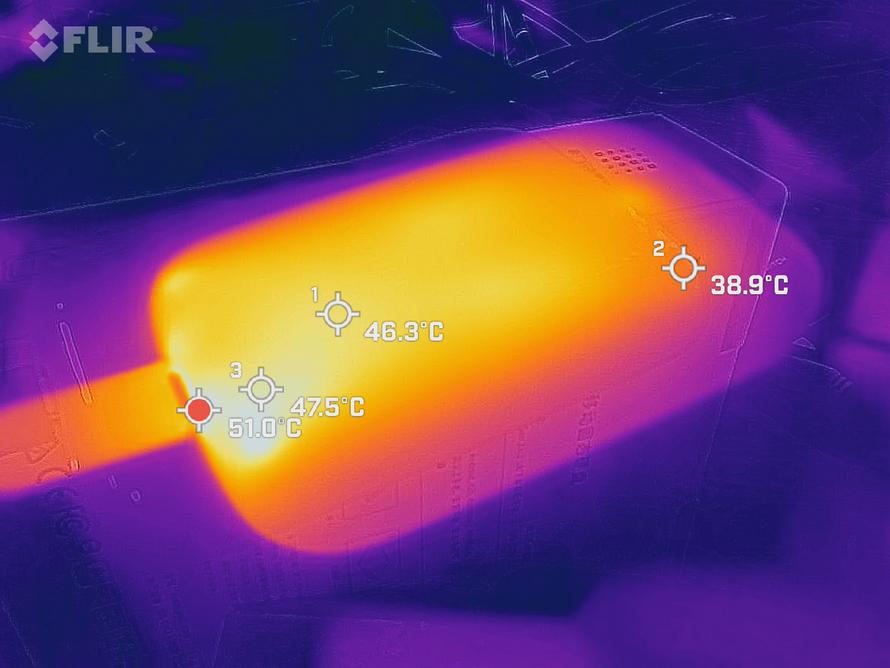 致態靈·潮流版磁吸移動硬盤實測：2000MB/s+4TB全平臺備份神器