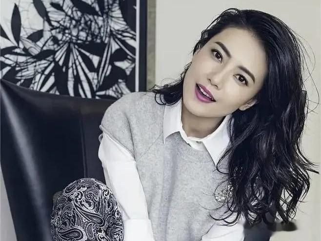 高圆圆写真再引热议：真正的惊艳，远不止于外表