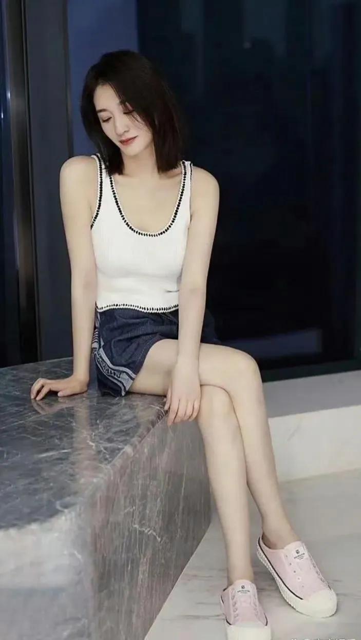 李小冉这颜值绝了