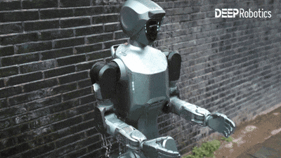 終于有人解決機器人洗手洗澡問題了