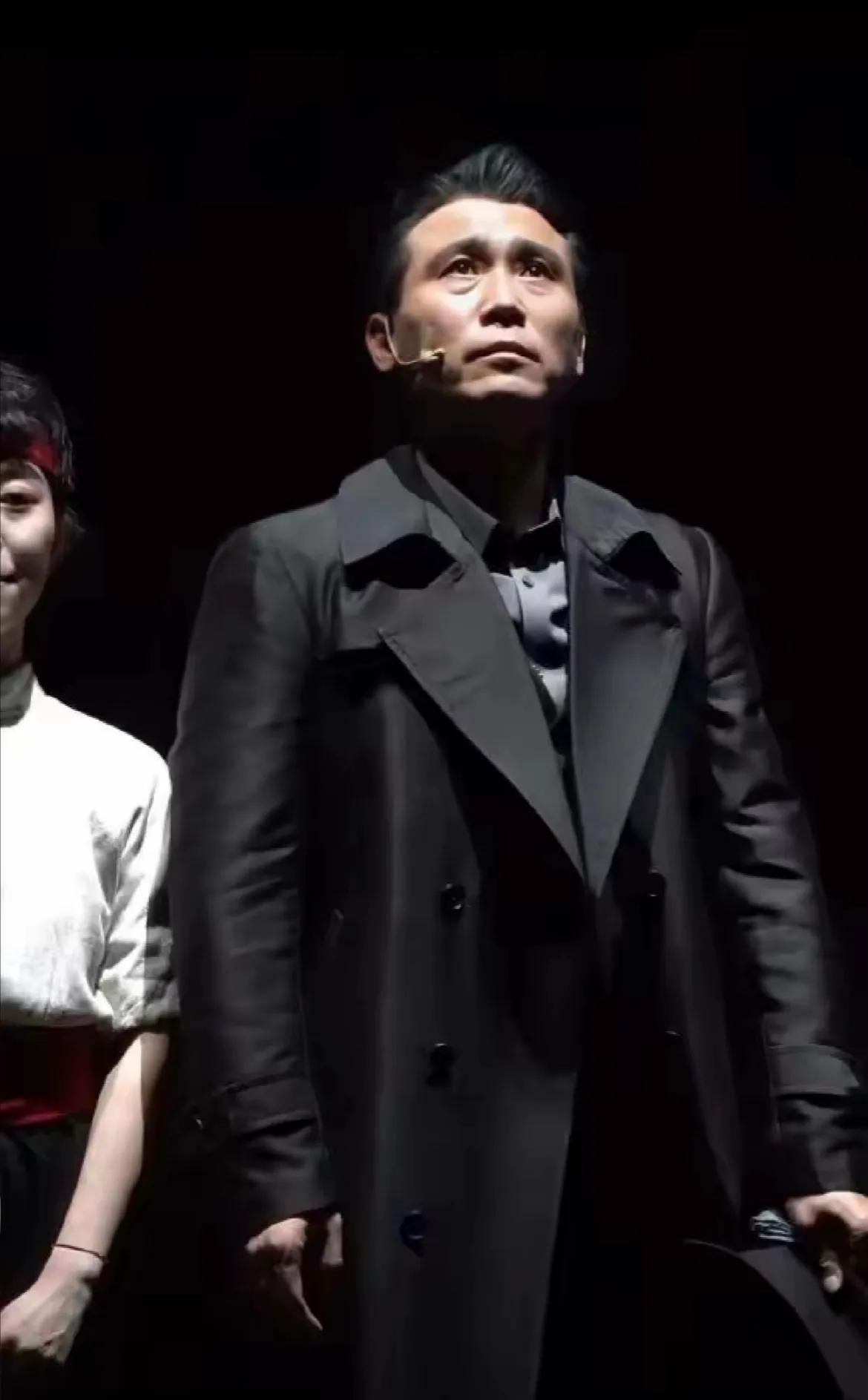 李乃文没有想到，因剪彩风波丢掉的“体面”，一个晚上就找回来了