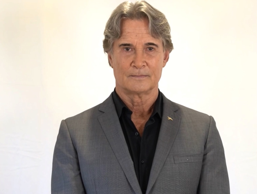 成龙御用大反派意外去世,两周前露面体形健壮,洪金宝发声悼念