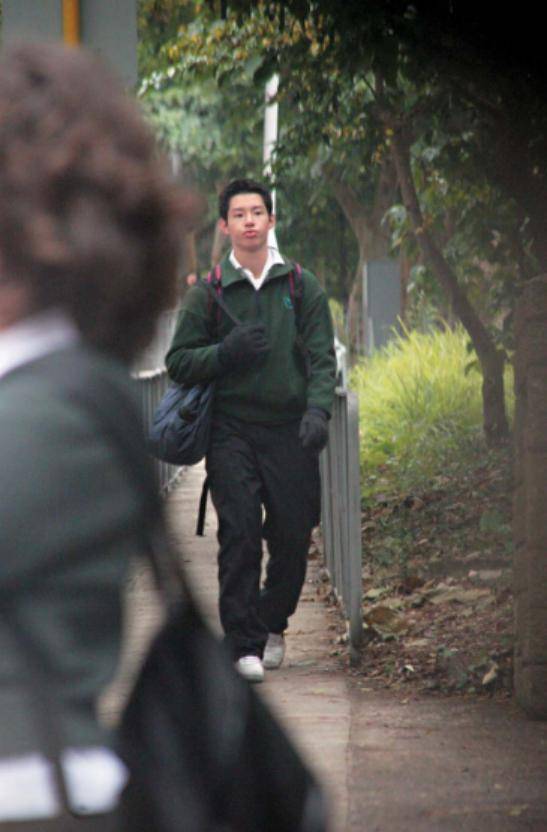 香港著名男星私生子近况曝光