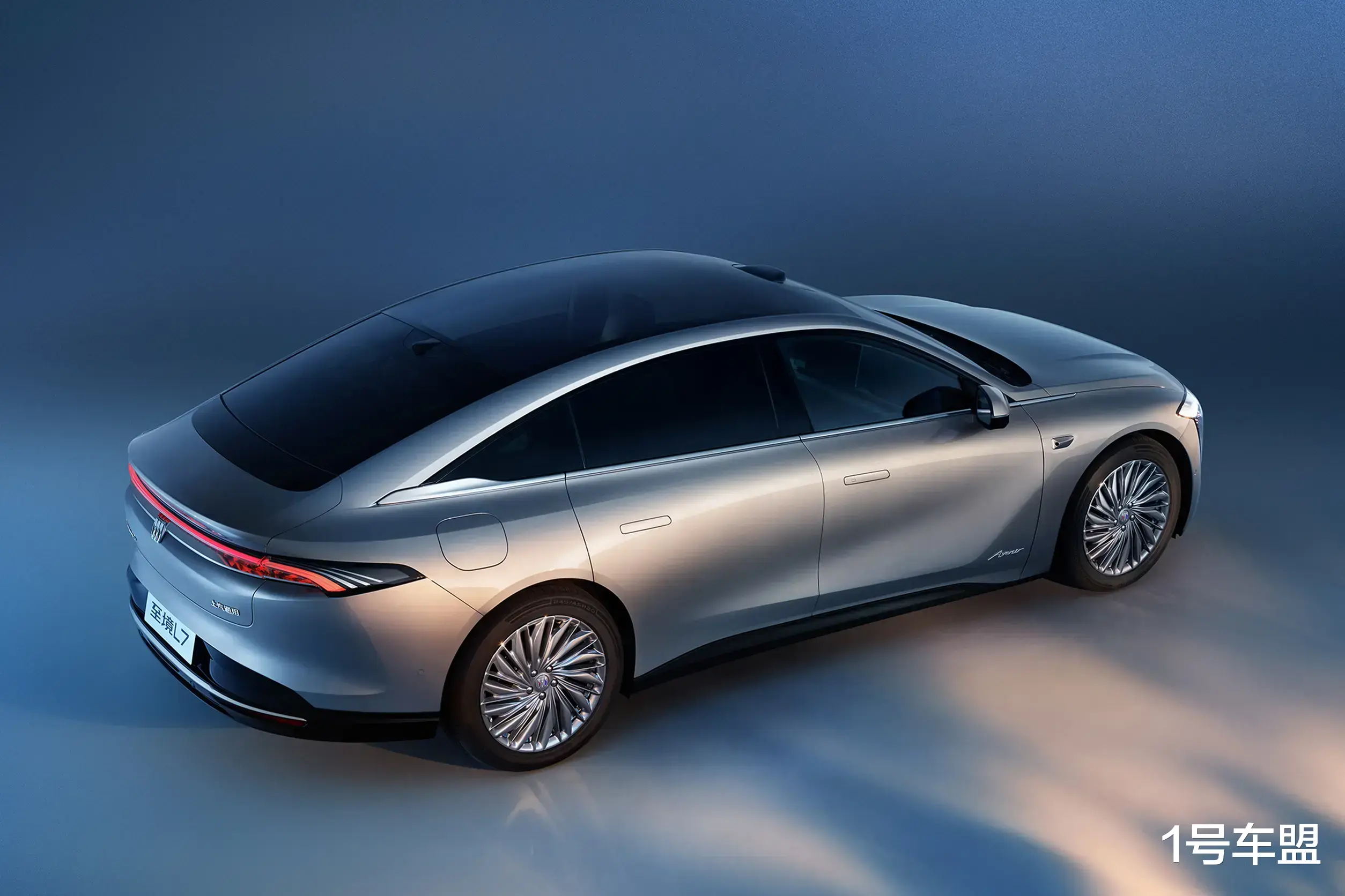 顶配大别克宣告回归！至境L7，势做合资增程第一车？