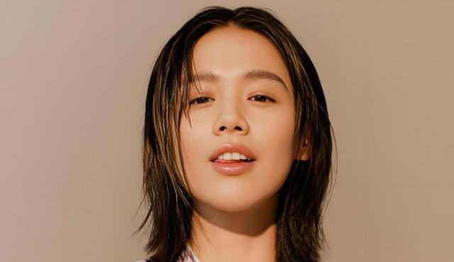 曝女星马思纯男友被打!医院急诊画面曝光,鼻子受伤,警局里调解