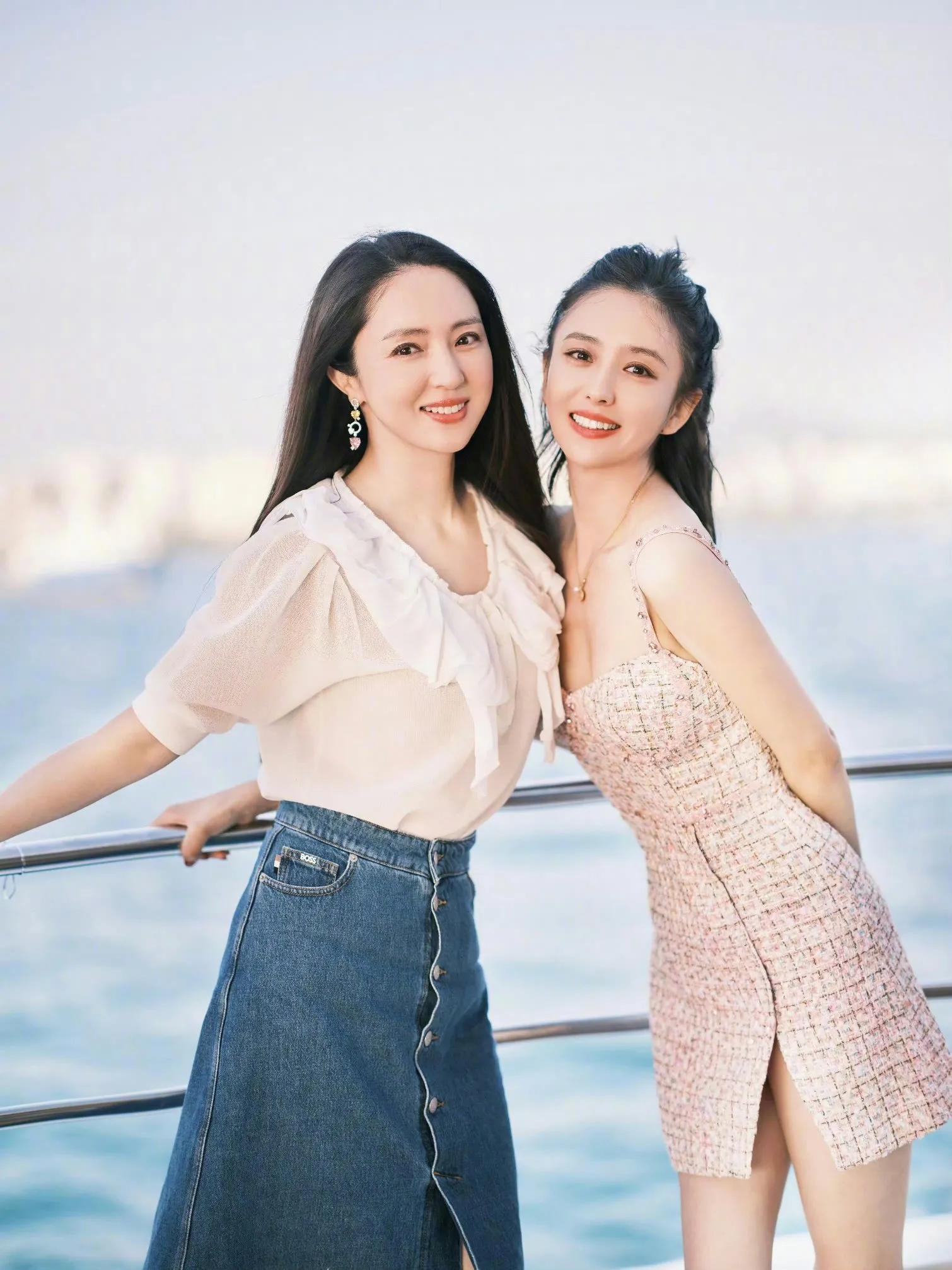 董璇佟丽娅姐妹花