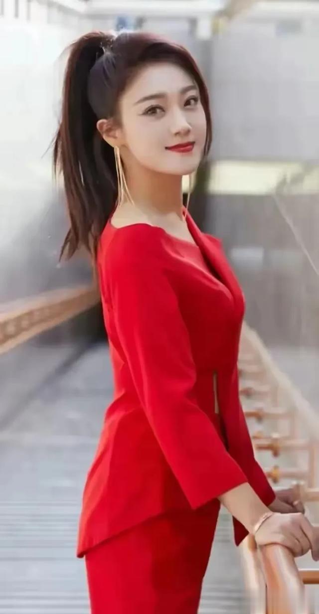 玖月奇迹王小玮惊艳众人?这穿搭绝了!