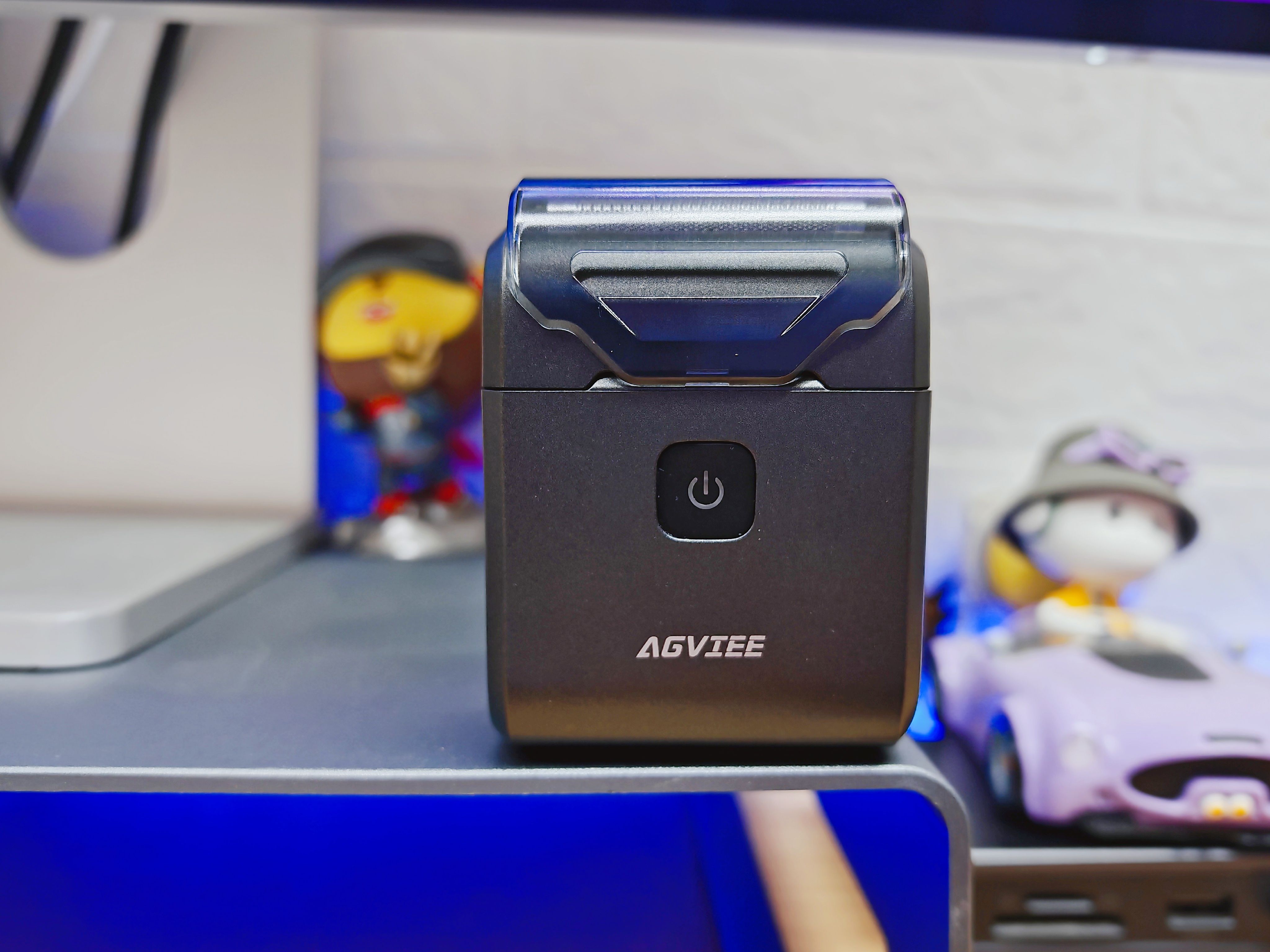 未野往復式剃須刀實測：23000高轉速暴力輸出，首款迷你五刀頭