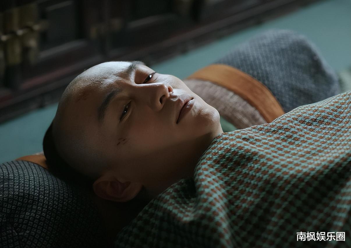 从头到脚皆可替？《大生意人》陈晓用这个镜头，给内娱上了一课