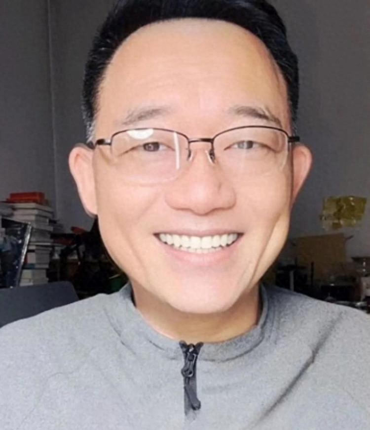 德云社郑好：杨议、闫云达、郭德纲挨个骂了个遍，终于轮到他挨骂