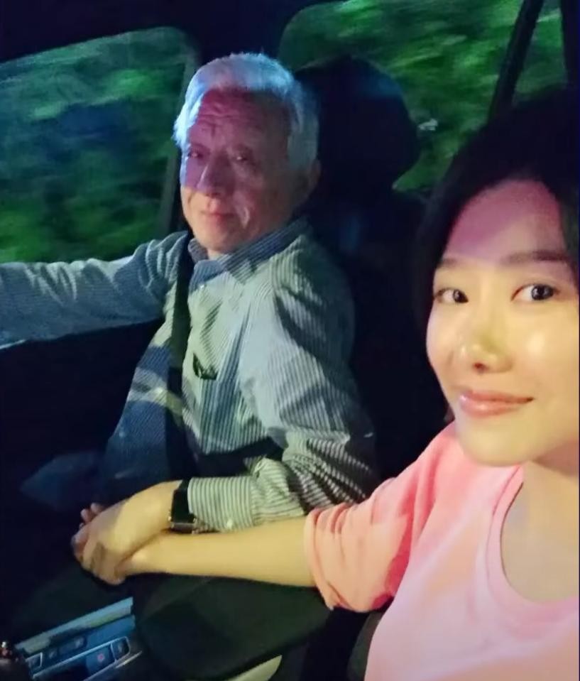 索赔一亿！台独大佬与小三私密照又曝新瓜，小三神似小S身份惊人