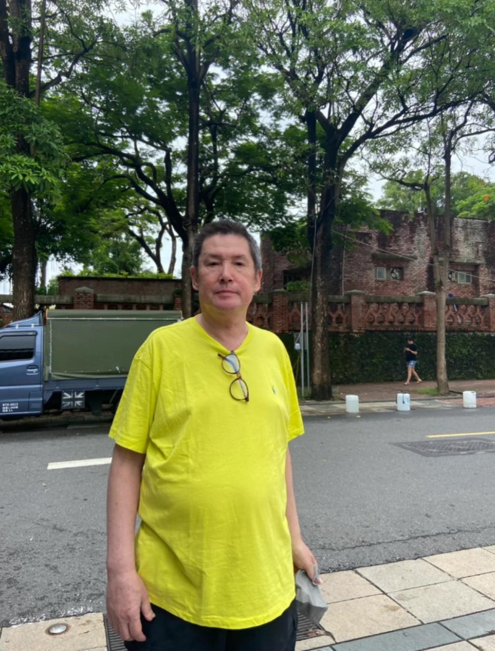 郭碧婷爸爸紧张了！连发5条动态维护向太，透露患肺癌还能活几年