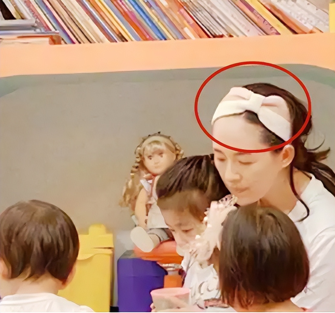 章子怡也没想到，自己辛苦养大的女儿，竟给前夫汪峰做了“嫁衣”