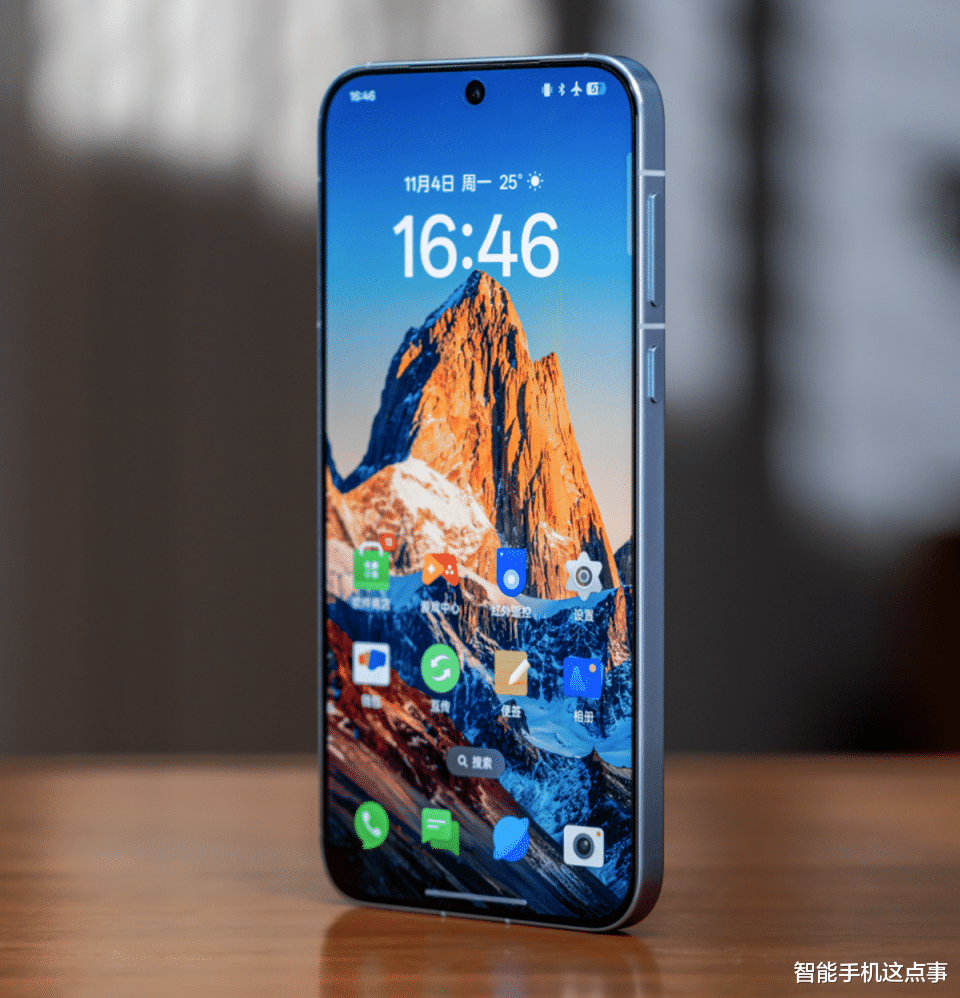 OPPO Find X8S真機(jī)亮相：1.5K定制小直屏，邊框也極窄！