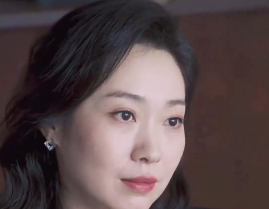 给2025年“进步最大7位女演员”排名，赵丽颖仅第2，第1实至名归