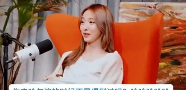 吃着中国饭!扭头在国外吐槽中国厕所脏,400万女星人设彻底崩塌