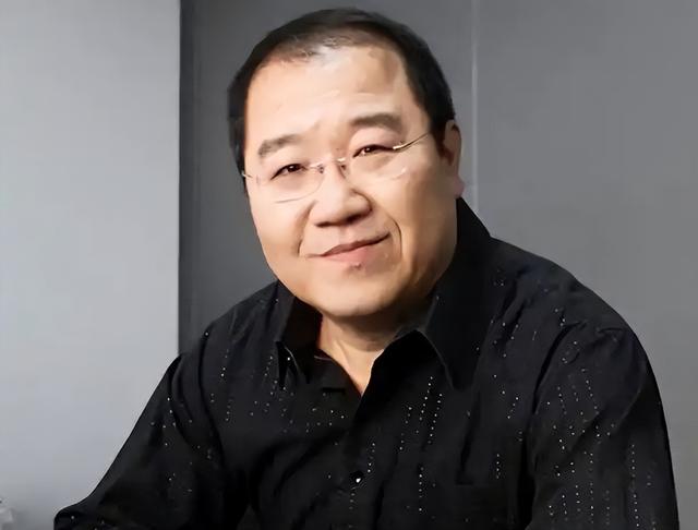 谌容离世才一年,再看嫁给英达28年的梁欢,还真应了冯小刚那番话